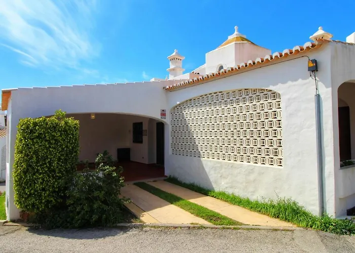 Ferienhaus E&m Garden View House Vii Porches (Algarve)