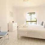 בית נופש E&m Garden View House Vii פורצ'ס